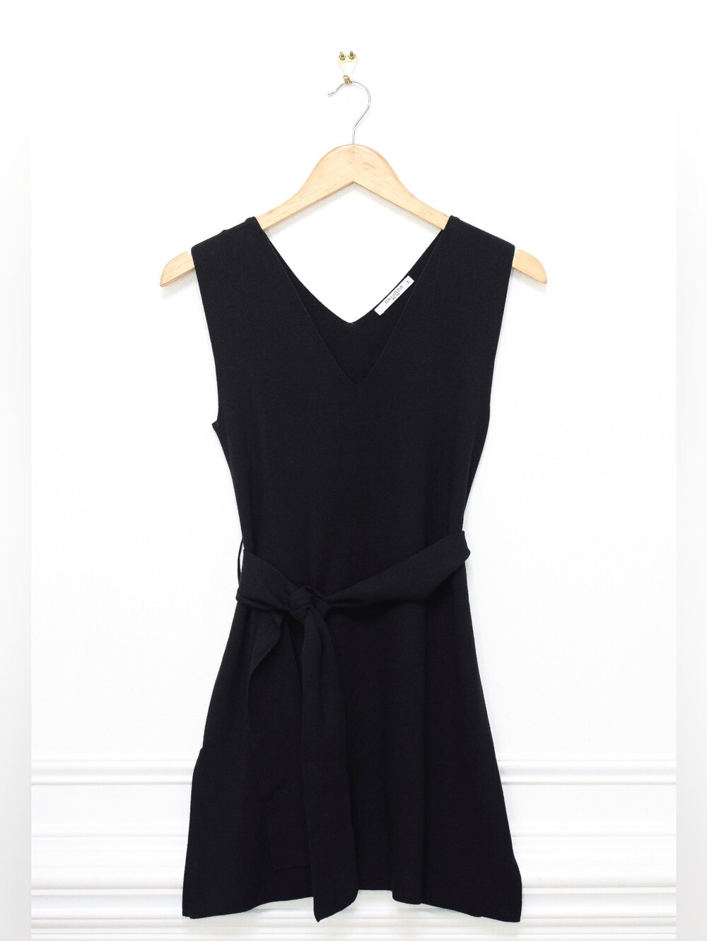 MM Lafleur Linette Top Black Knit Belted Sleeveless Sweater Sz S Business Casual - Picture 4 of 11